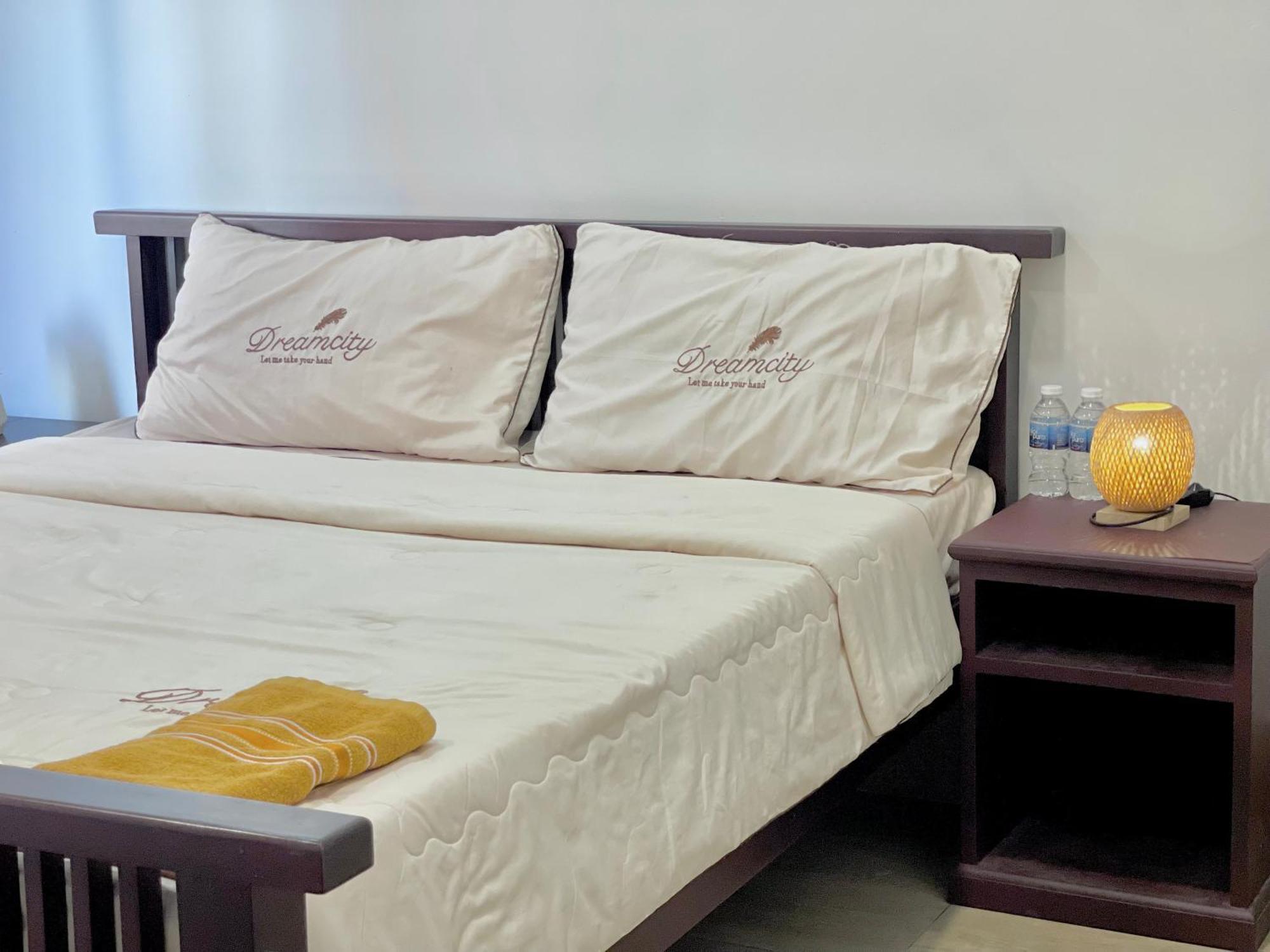 RS III Location Hostel Phnom Penh Exterior foto