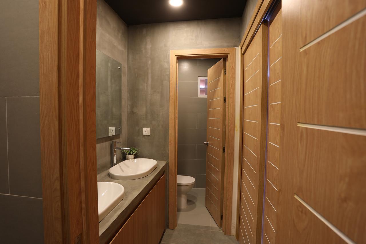 RS III Location Hostel Phnom Penh Exterior foto